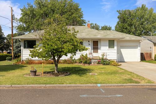 28 Sw Evans Ave, College Place, WA, 99324-1228 | Card Image