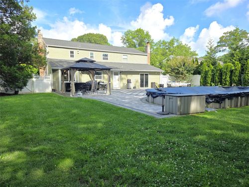 27 Summerfield Dr, Lake Grove, NY, 11755-2542 | Card Image