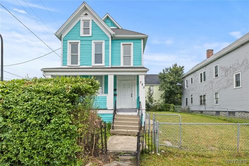 385 7th St, Buffalo, NY, 14201-1838 | Card Image
