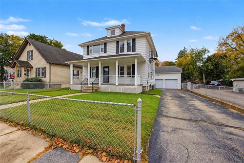 84 Avenue C, Woonsocket, RI, 02895-6207 | Card Image