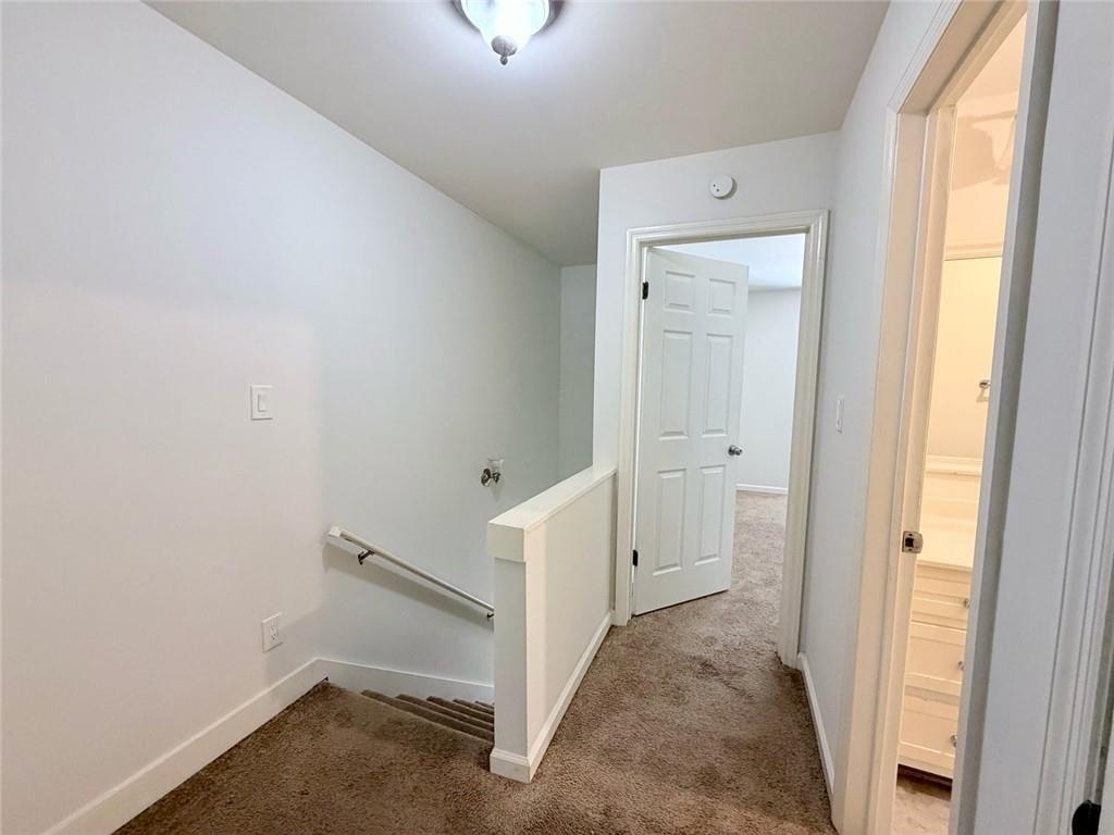 Residential Lease in Oakwood 5