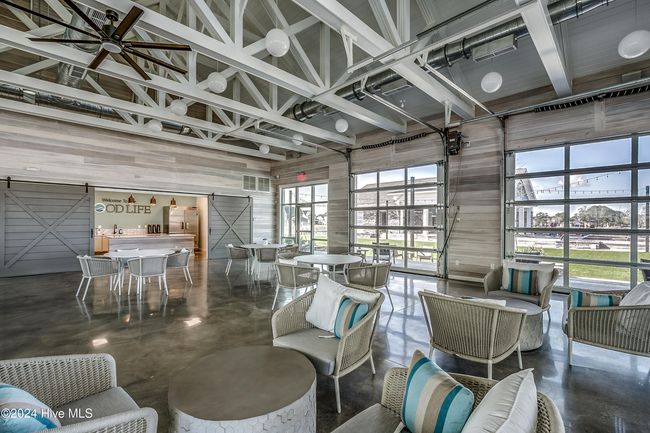 Clubhouse | Image 38