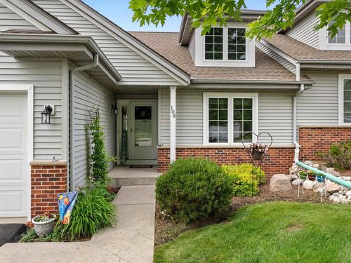 108 Sarahs Way, Sheboygan Falls, WI, 53085 | Card Image