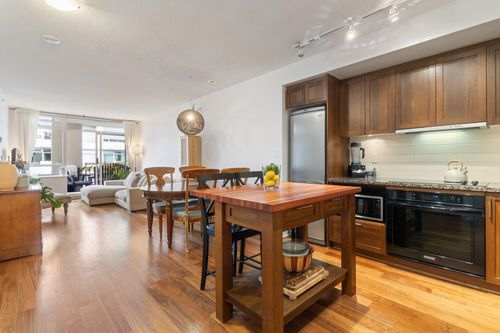 608-2228 W Broadway, Vancouver, BC, V6K0B1 | Card Image