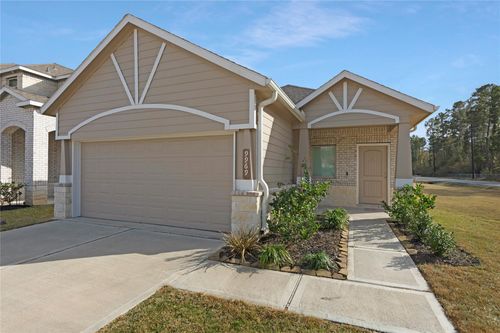 9969 Glenbrook Ln, Magnolia, TX, 77354-7033 | Card Image