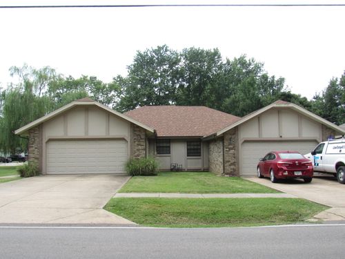 919 & 921 N Boston Lane, Republic, MO, 65738 | Card Image