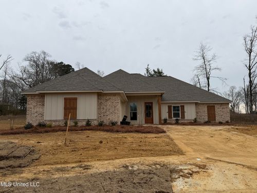 811 Albany Street, Brandon, MS, 39042 | Card Image