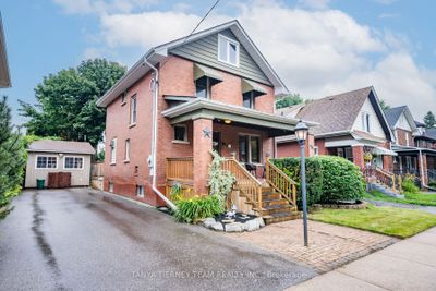 81 Rowe St, House other with 3 bedrooms, 2 bathrooms and 3 parking in Oshawa ON | Image 1