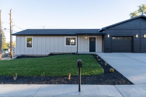 367 Thom St, Buffalo, WY, 82834 | Card Image