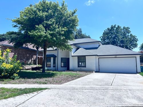 11300 Forest Gleam, Live Oak, TX, 78233-4822 | Card Image