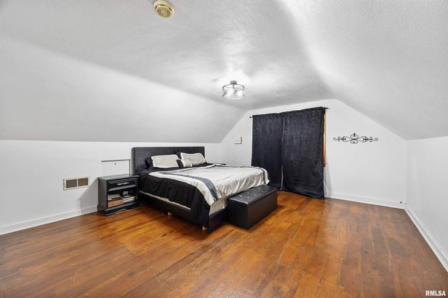 1900 Airport Rd, House other with 4 bedrooms, 2 bathrooms and null parking in Peoria IL | Image 12