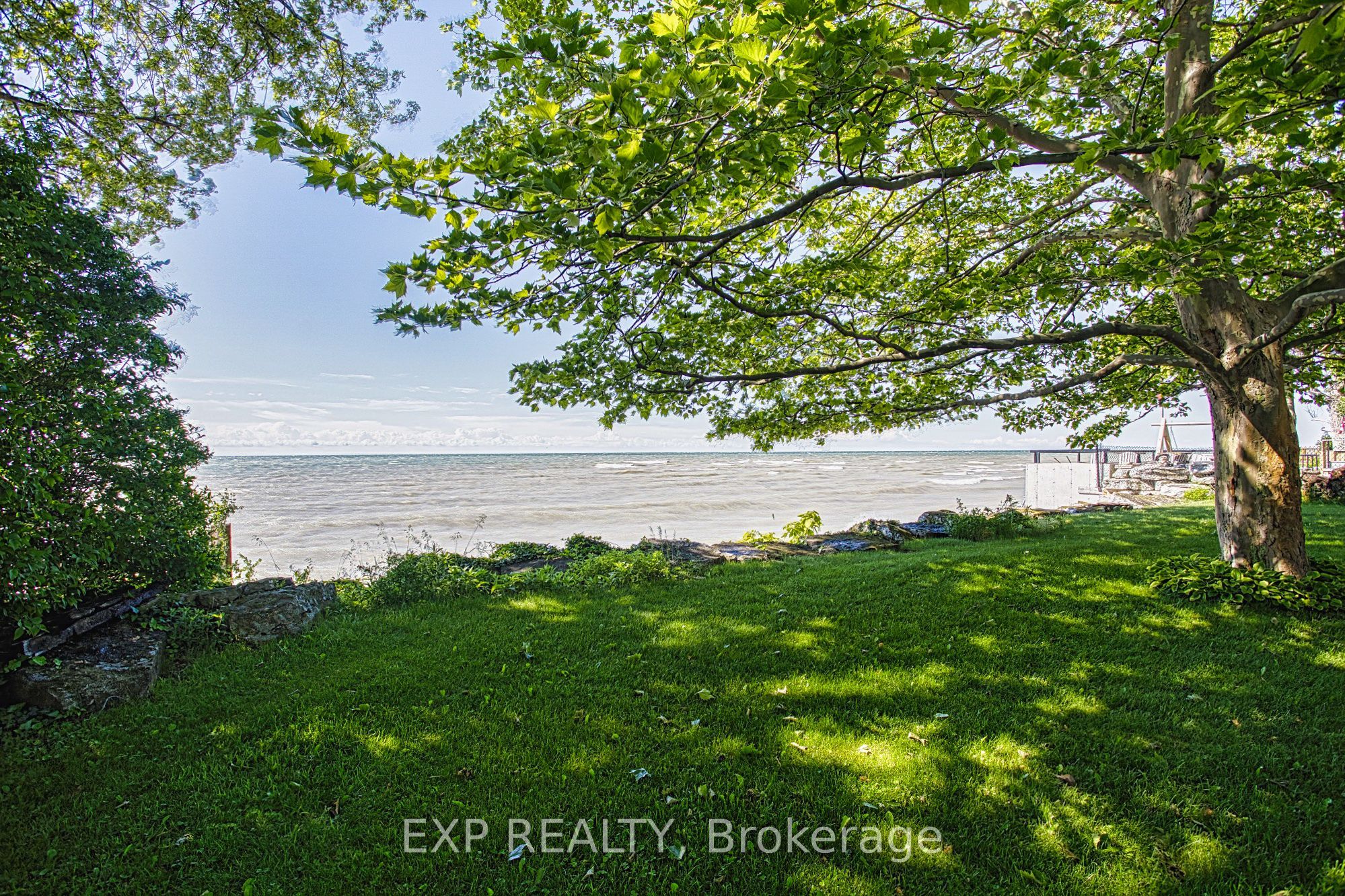 Residential in Haldimand 4