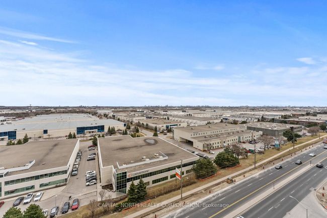 1011 - 9000 Jane St, Condo with 2 bedrooms, 2 bathrooms and 1 parking in Concord ON | Image 32