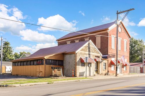 220 W Main Street, Tarlton, OH, 43156 | Card Image
