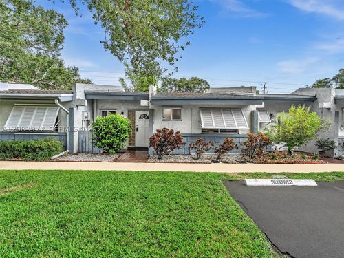 2408 N 35th, Hollywood, FL, 33021 | Card Image