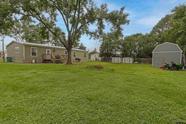 21167 Joe Paul Ln, House other with 4 bedrooms, 2 bathrooms and null parking in Chandler TX | Image 36