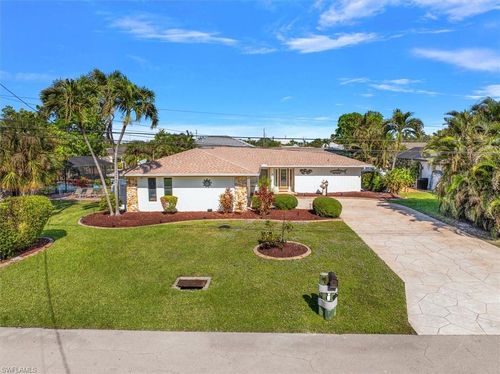 807 Montclaire Ct, Cape Coral, FL, 33904-5966 | Card Image