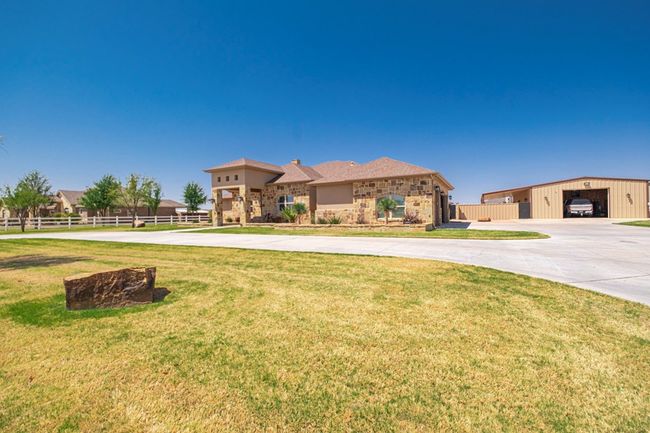 7113 E County Road 114, House other with 4 bedrooms, 4 bathrooms and 3 parking in Midland TX | Image 4