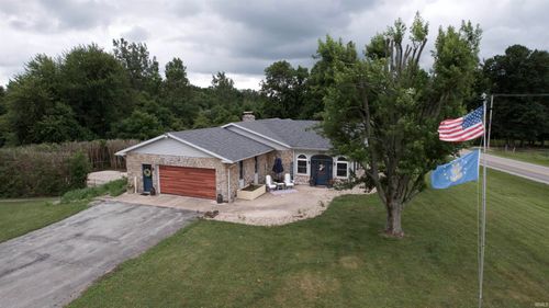 954 Sellers Rd, Upland, IN, 46989-9732 | Card Image