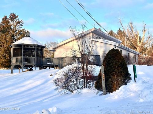 114 Orchard Dr, Lords Valley, PA, 18428 | Card Image
