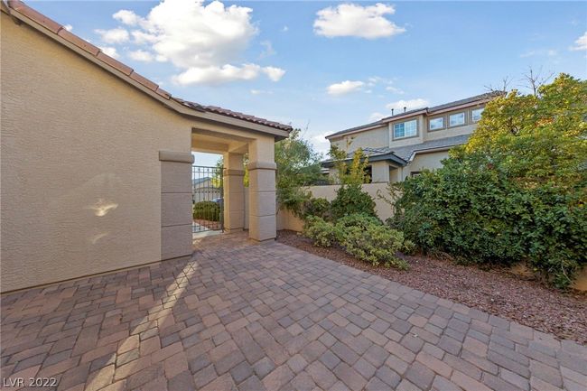 425 Ralph Mosa St, House other with 3 bedrooms, 2 bathrooms and null parking in Las Vegas NV | Image 5