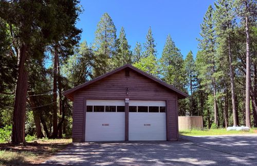 14700 N Bloomfield Rd, Nevada City, CA, 95959-8401 | Card Image