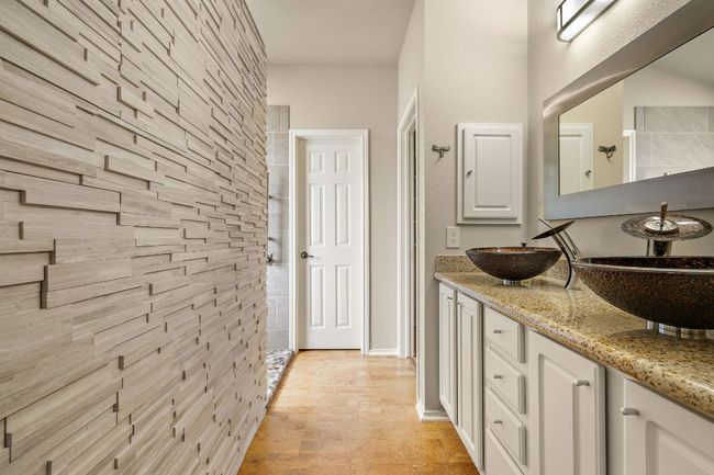 Primary Bathroom entryway | Image 19