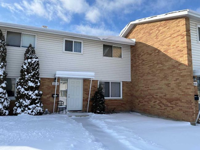1203 - 3907 39 Street, Home with 3 bedrooms, 1 bathrooms and 2 parking in Red Deer AB | Image 2