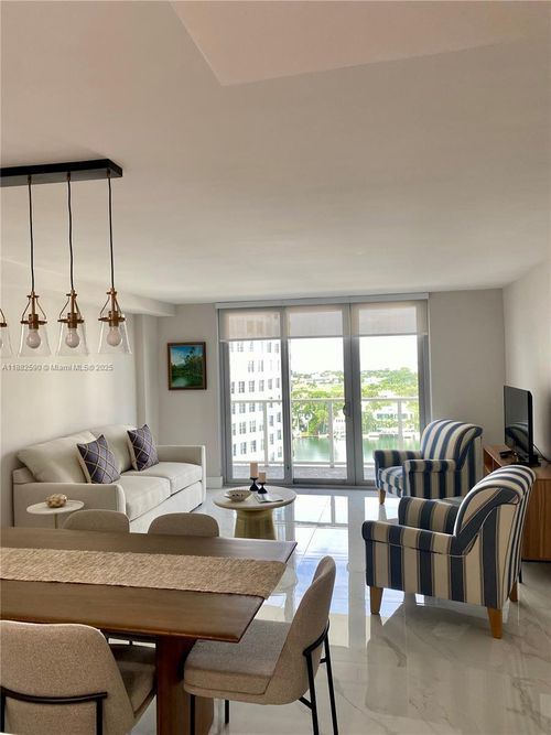 apt-1203-5701 Collins Ave, Miami Beach, FL, 33140-2335 | Card Image