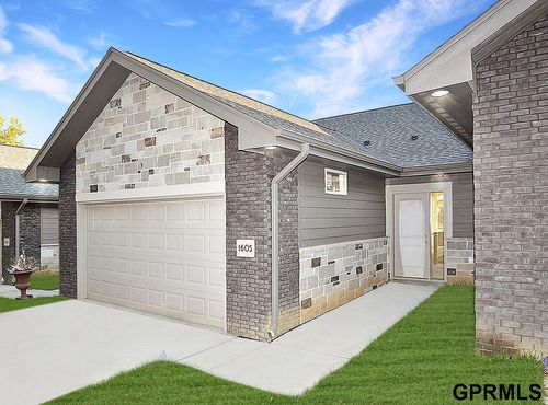 1605 Jefferson St, Bellevue, NE, 68005-3301 | Card Image
