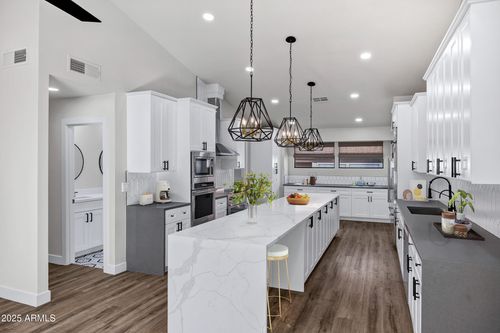 4621 E Carmen St, Phoenix, AZ, 85044-5504 | Card Image