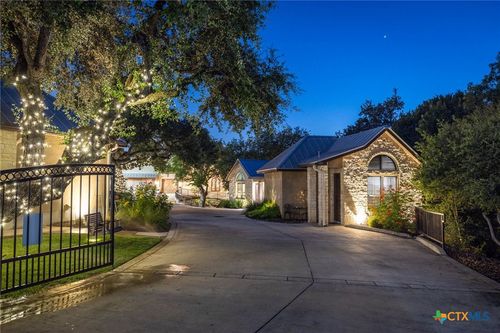 1185 Gruene Rd, New Braunfels, TX, 78130-3107 | Card Image