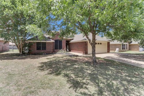 1506 Berry Patch Ln, Granbury, TX, 76048-2700 | Card Image