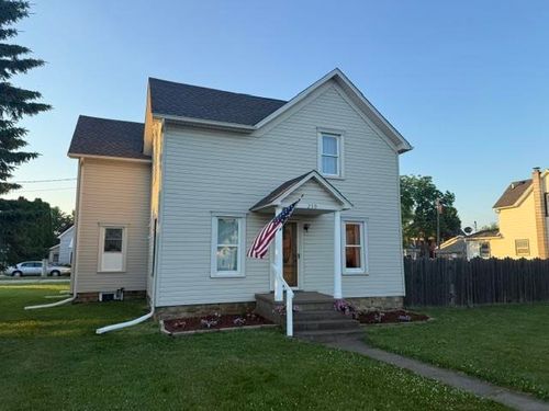 250 W Main St, MONDOVI, WI, 54755-1553 | Card Image