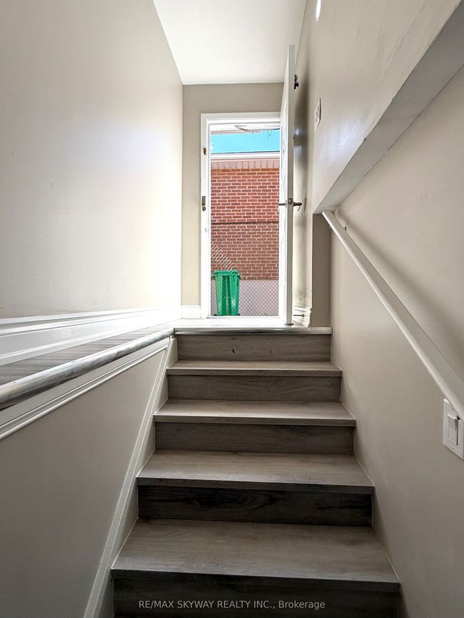 7461 Netherwood Rd, House other with 4 bedrooms, 4 bathrooms and 4 parking in Mississauga ON | Image 27