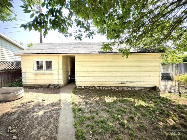 View of front of house | Image 9
