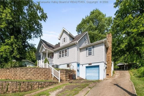 2441 3rd Ave, Nitro, WV, 25143-1720 | Card Image