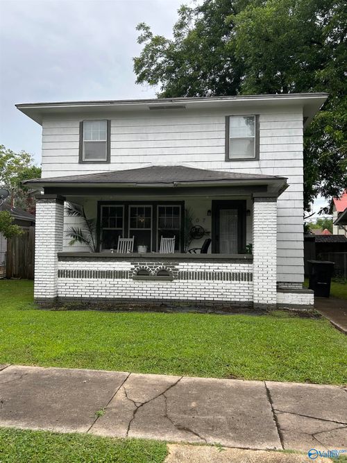707 N Nashville Ave, Sheffield, AL, 35660-2921 | Card Image