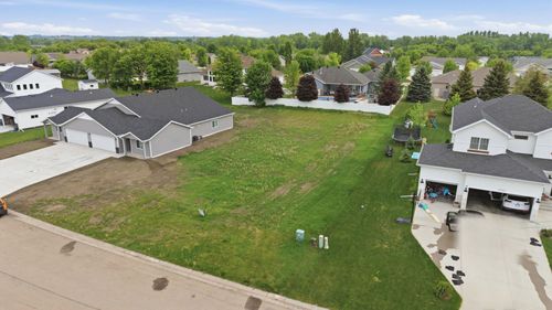 2327 Nature Ln, Hawley, MN, 56549-4832 | Card Image