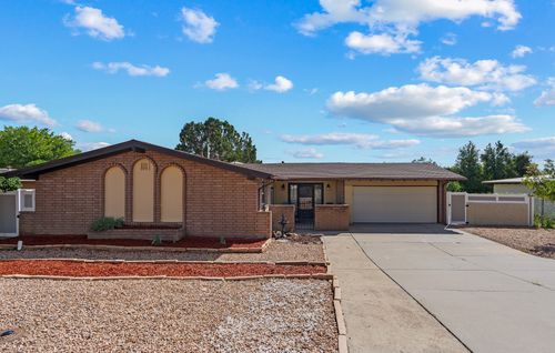 111 Aragon Ave, White Rock, NM, 87547-3501 | Card Image