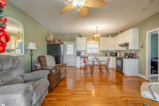 323 Waters Rd, House other with 5 bedrooms, 5 bathrooms and 2 parking in Taylors SC | Image 47