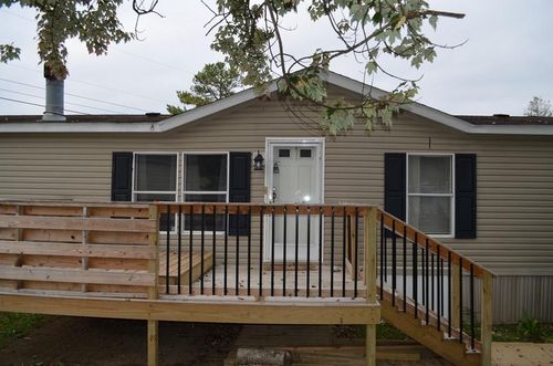 117 Fairlane Dr, Rossville, GA, 30741-7605 | Card Image