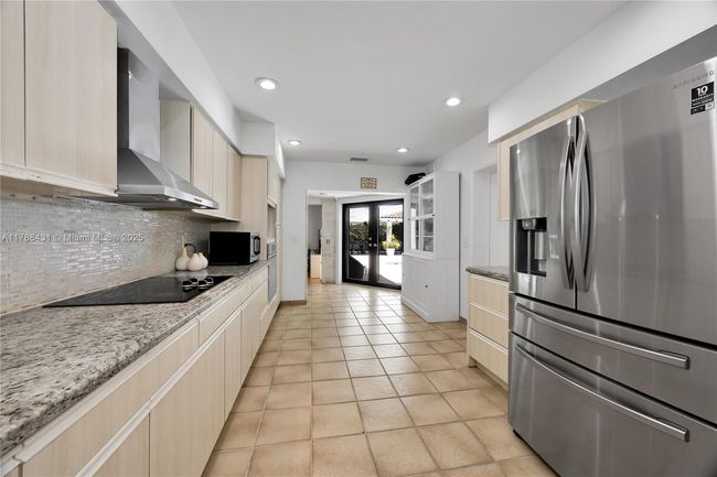 2325 Alhambra Cir, House other with 4 bedrooms, 3 bathrooms and null parking in Coral Gables FL | Image 13
