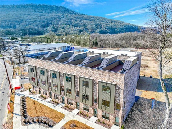 1443 Caldwell Ln, Townhouse with 3 bedrooms, 4 bathrooms and null parking in Chattanooga TN | Image 21