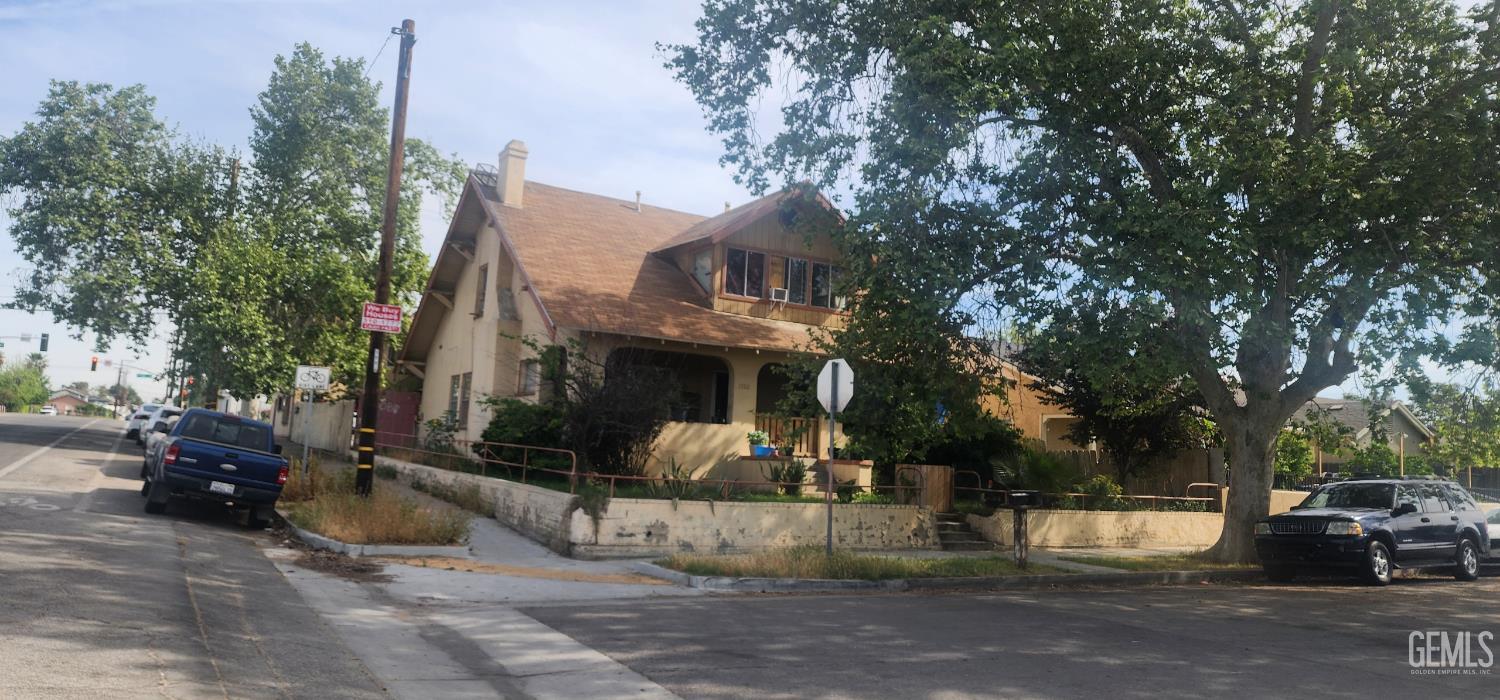 1615 Virginia St, Bakersfield, CA 93305