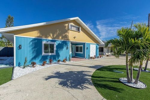 14019 W Parsley Dr, MADEIRA BEACH, FL, 33708-2350 | Card Image