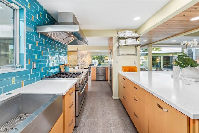 3586 Spencer St, House other with 3 bedrooms, 3 bathrooms and null parking in Las Vegas NV | Image 12
