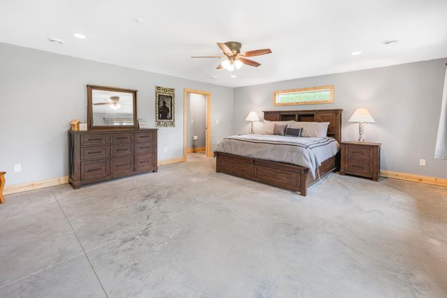 Substantial primary bedroom: 21x17 | Image 22