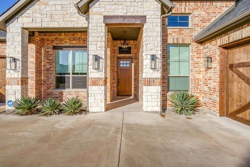 13921 E Riviera Dr, Burleson, TX, 76028-3361 | Card Image