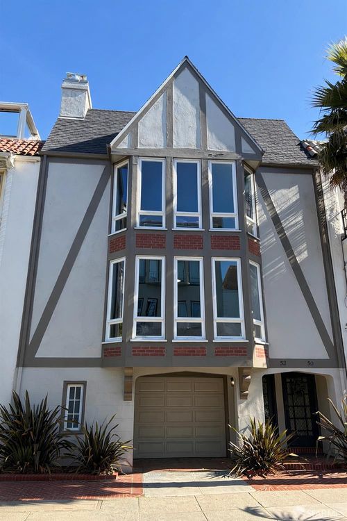 52 Casa Way, San Francisco, CA, 94123-1207 | Card Image